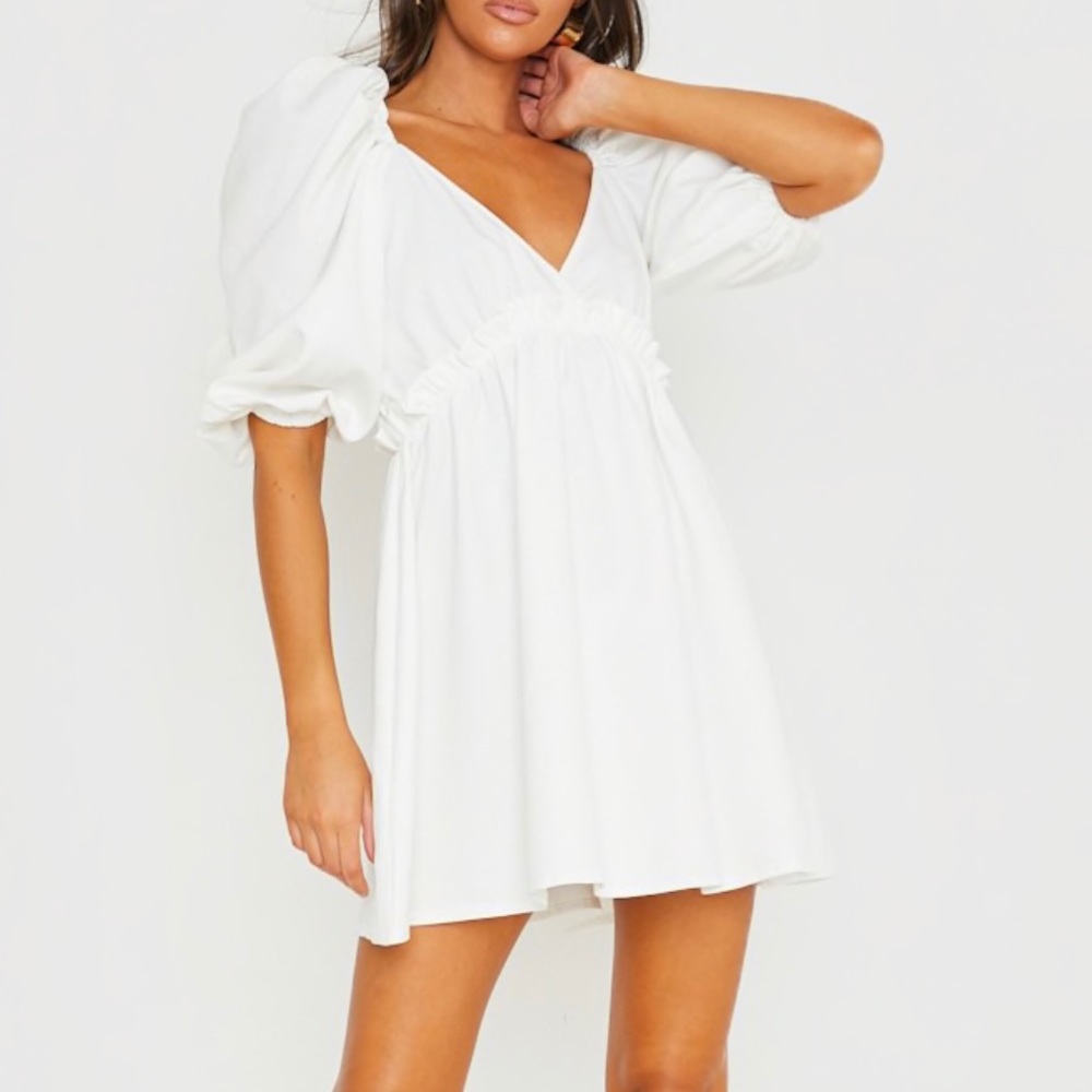 Lorna Luxe x In The Style “ Aria” dress